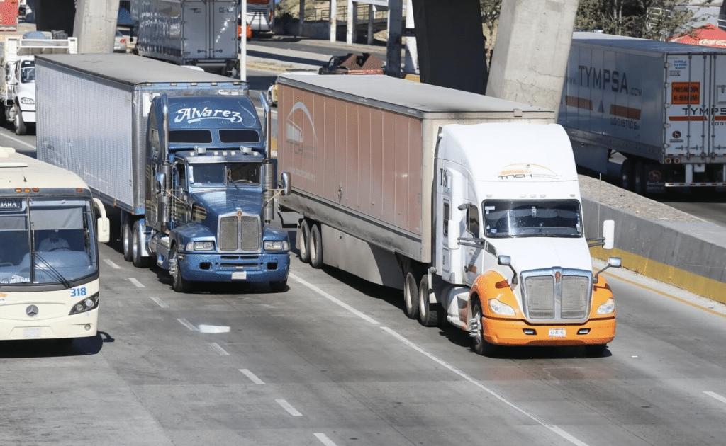 Rules that any trucking business must follow in Houston